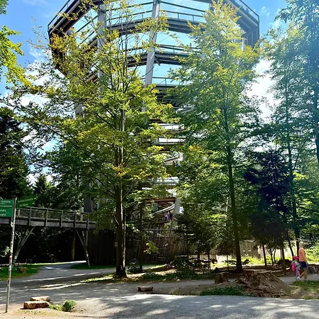 Apartman 1-zimmer-apartment In Der Naehe Der Therme Und Haengebruecke