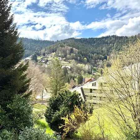 Apartman 1-zimmer-apartment In Der Naehe Der Therme Und Haengebruecke